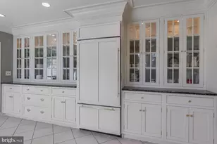 12812 Deep Spring Dr, Potomac, MD 20854 - Photo 9