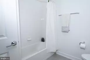 16132 Frederick Rd, Rockville, MD 20850 - Photo 13