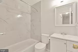 7149 Mill Run Dr, Rockville, MD 20855 - Photo 15