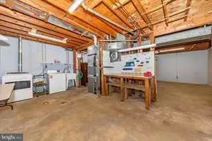 17707 Amity Dr, Gaithersburg, MD 20877 - Photo 35