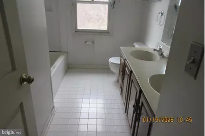 17236 Founders Mill Drive, Rockville, MD 20855 - Photo 15