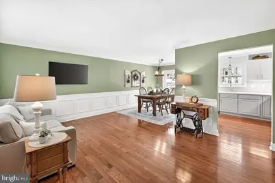 24013 Bush Hill Road, Gaithersburg, MD 20882 - Photo 9