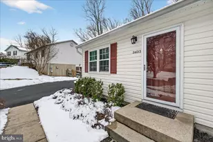 24013 Bush Hill Rd, Gaithersburg, MD 20882 - Photo 5