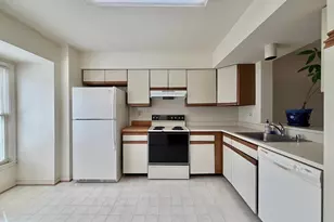 3824 Swan House Ct, Burtonsville, MD 20866 - Photo 3