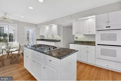 5410 Bradley Boulevard, Bethesda, MD 20814 - Photo 9