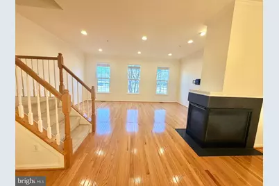 9710 Washingtonian Boulevard, Gaithersburg, MD 20878 - Photo 17