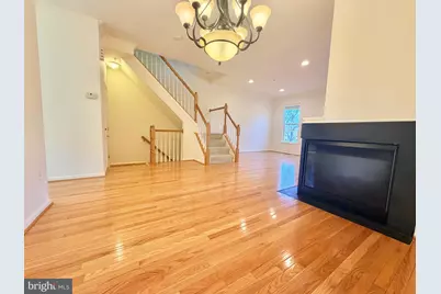 9710 Washingtonian Boulevard, Gaithersburg, MD 20878 - Photo 9