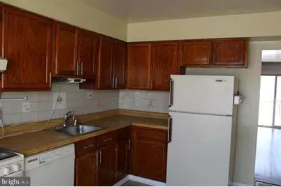1086 Travis Lane, Gaithersburg, MD 20879 - Photo 19
