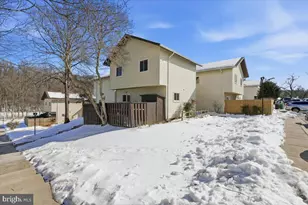 46 State Ct, Gaithersburg, MD 20877 - Photo 3