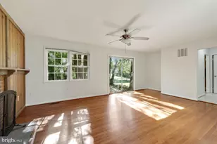 8208 Gainsborough Ct W, Potomac, MD 20854 - Photo 17