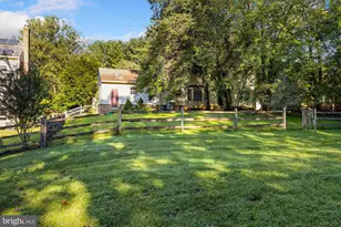 8208 Gainsborough Ct W, Potomac, MD 20854 - Photo 47