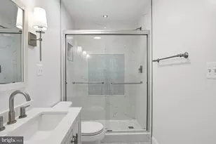 5810 Inman Park Cir, Rockville, MD 20852 - Photo 3