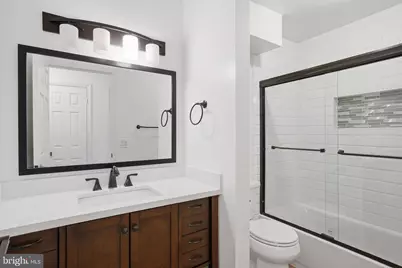 5810 Inman Park Circle #120, Rockville, MD 20852 - Photo 7