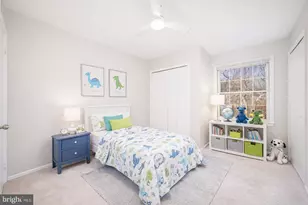 7 Elmwood Ct, Rockville, MD 20850 - Photo 35