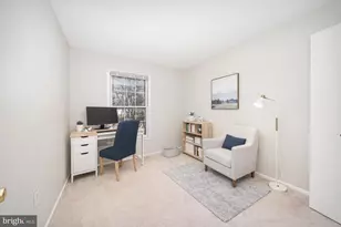 7 Elmwood Ct, Rockville, MD 20850 - Photo 41