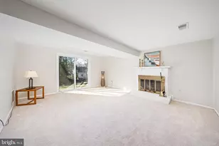 7 Elmwood Ct, Rockville, MD 20850 - Photo 23