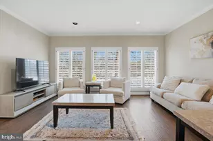 11221 Welland St, North Potomac, MD 20878 - Photo 17