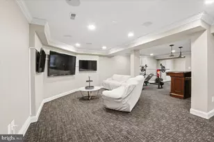 11221 Welland St, North Potomac, MD 20878 - Photo 51