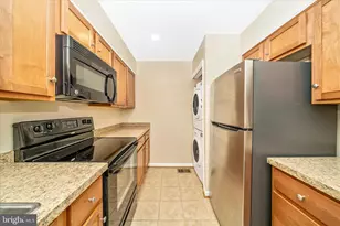 10713 Hampton Mill Terrace, Rockville, MD 20852 - Photo 19