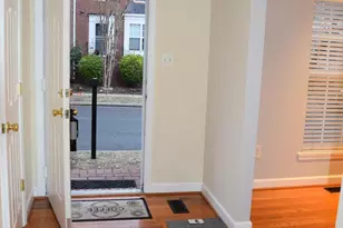 204 Poplar Spring Rd, Rockville, MD 20850 - Photo 3