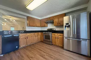 14027 Great Notch Terrace, North Potomac, MD 20878 - Photo 3