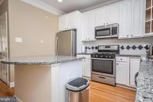 307 Ridgemont Ave, Rockville, MD 20850 - Photo 17