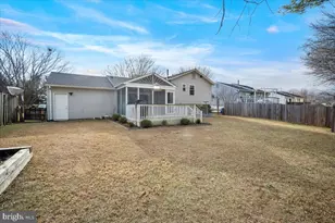 8217 Mountain Laurel Ln, Gaithersburg, MD 20879 - Photo 33