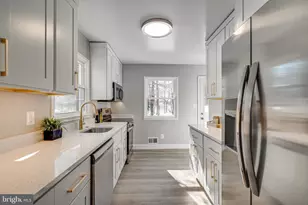 327 Howard Ave, Rockville, MD 20850 - Photo 11