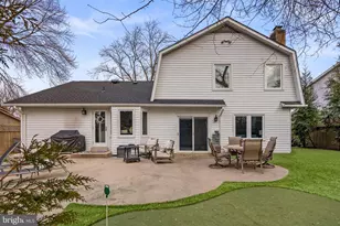 1753 Glastonberry, Potomac, MD 20854 - Photo 3