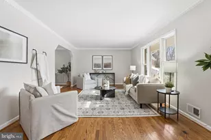 14740 Locustwood, Silver Spring, MD 20905 - Photo 7