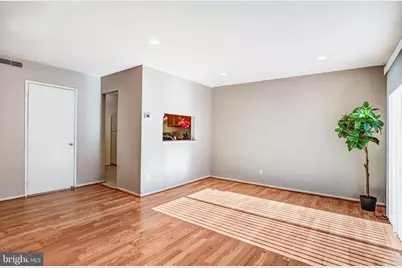 9930 Brookridge Court, Gaithersburg, MD 20886 - Photo 5