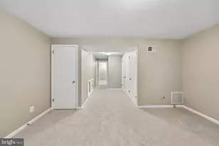 2062 Derby Ridge Ln, Silver Spring, MD 20910 - Photo 35
