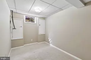 2062 Derby Ridge Ln, Silver Spring, MD 20910 - Photo 41