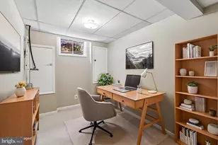 2062 Derby Ridge Ln, Silver Spring, MD 20910 - Photo 5