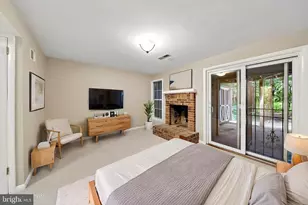 2062 Derby Ridge Ln, Silver Spring, MD 20910 - Photo 3