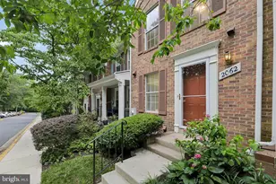 2062 Derby Ridge Ln, Silver Spring, MD 20910 - Photo 9
