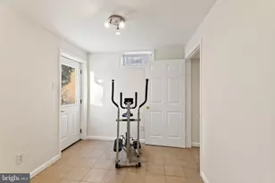 10133 Peanut Mill Dr, Gaithersburg, MD 20882 - Photo 49