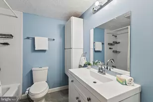 10133 Peanut Mill Dr, Gaithersburg, MD 20882 - Photo 35