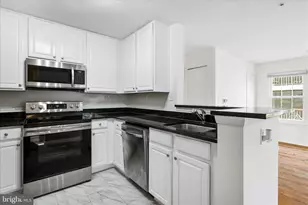 18512 Boysenberry Dr, Gaithersburg, MD 20879 - Photo 5