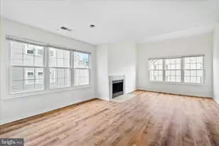 18512 Boysenberry Dr, Gaithersburg, MD 20879 - Photo 3