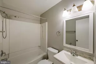 18927 Birdseye Dr, Germantown, MD 20874 - Photo 19