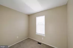 18927 Birdseye Dr, Germantown, MD 20874 - Photo 23