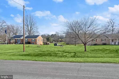 20821 Brooke Knolls Road, Gaithersburg, MD 20882 - Photo 13