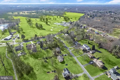 20821 Brooke Knolls Road, Gaithersburg, MD 20882 - Photo 5