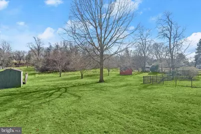 20821 Brooke Knolls Road, Gaithersburg, MD 20882 - Photo 23