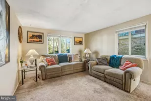 10559 Cambridge Ct, Montgomery Village, MD 20886 - Photo 13