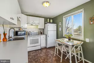 10559 Cambridge Ct, Montgomery Village, MD 20886 - Photo 5