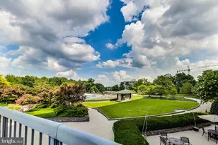 5225 Pooks Hill, Bethesda, MD 20814 - Photo 19