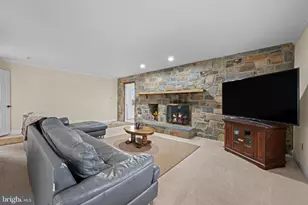 22340 Flintridge Dr, Brookeville, MD 20833 - Photo 27