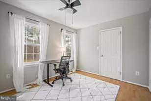 1717 Redgate Farms Ct, Rockville, MD 20850 - Photo 23